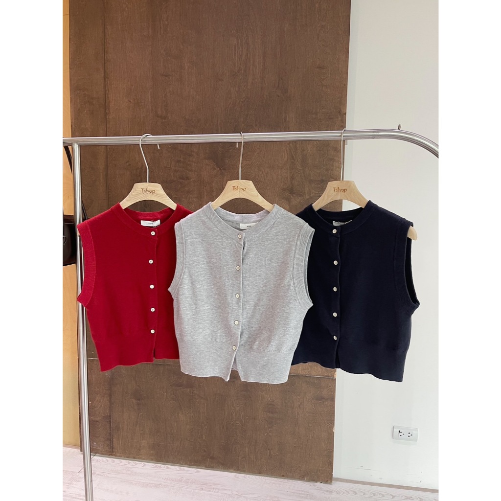 "พร้อมส่ง" tshopofficial เสื้อ HEART KNIT TOP