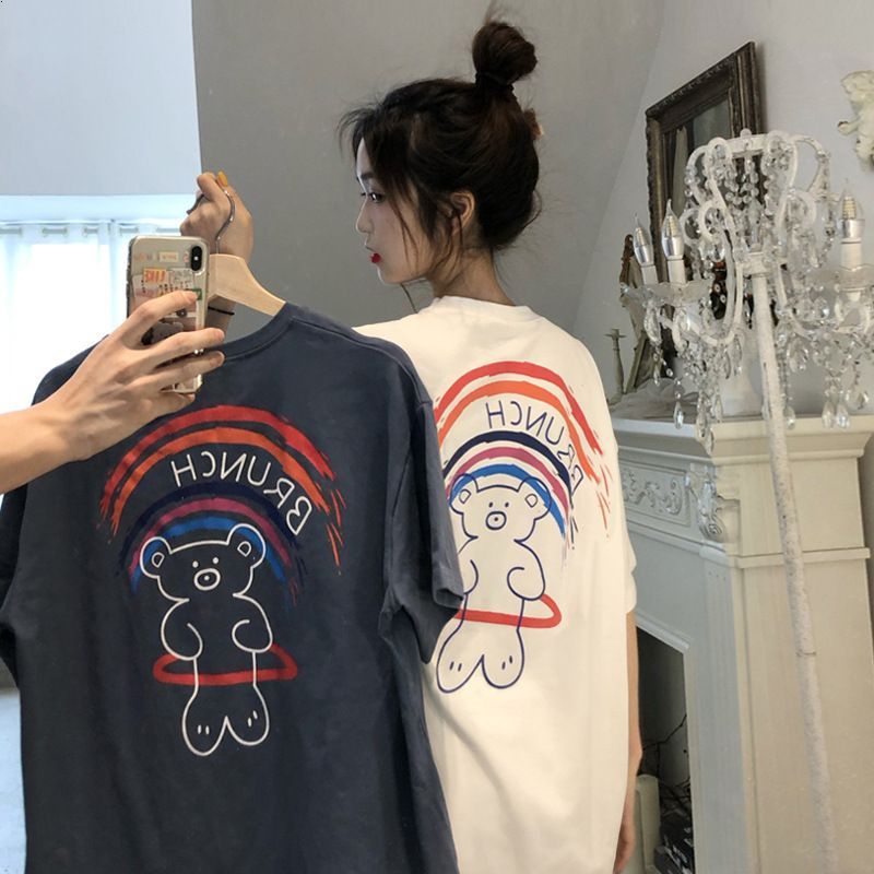 เน็ตสีแดงสองด้านพิมพ์เสื้อยืดแขนสั้นสีขาวผู้หญิงฤดูร้อน 2024 ใหม่เกาหลีรุ่นหลวม ๆ นับร้อยลำลองด้านบน