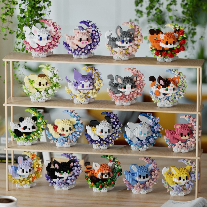 พร้อมส่งในไทย 🚚 ตัวต่อนาโนไซส์ L Building Blocks Cute Moon : Sanrio sleep on the moon