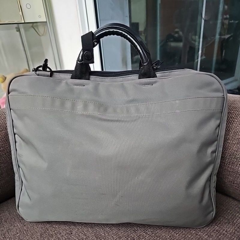 กระเป๋า laptop  xact