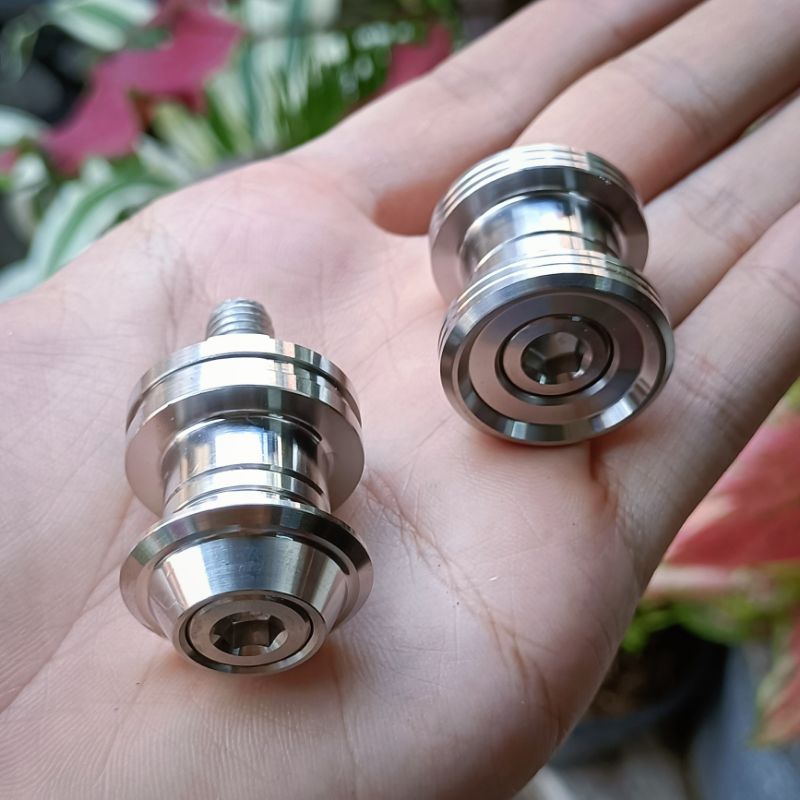 [ราคาส่ง]‼️บูชยึดท่อ เวฟ 125 R/S/ไฟเลี้ยวบังลม งานกลึงCNC สแตนเลส งานเฮงสกรูแท้‼️