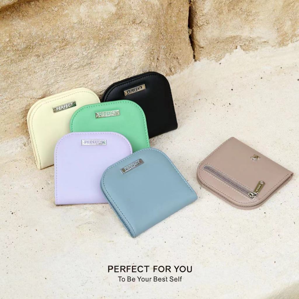 พร้อมส่ง!กระเป๋าสตางค์PERFECT FOR YOU กระเป๋าสตางค์ผู้หญิงใบสั้น 2พับ ใส่บัตร ใส่เหรียญ แบบพับ ดีไซด์สวยงาม3412-001