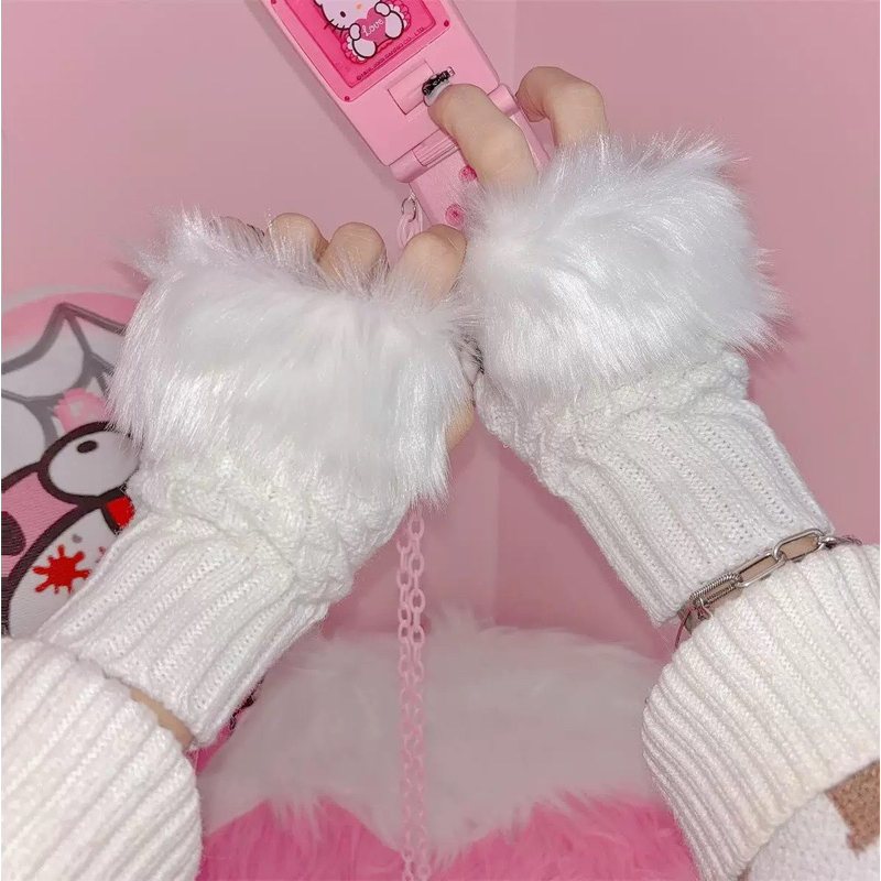 A9 💫พร้อมส่งจากไทย ถุงมือไหมพรมสีขาวแต่งขนเฟอร์ Harajuku / y2k ⚡️👾