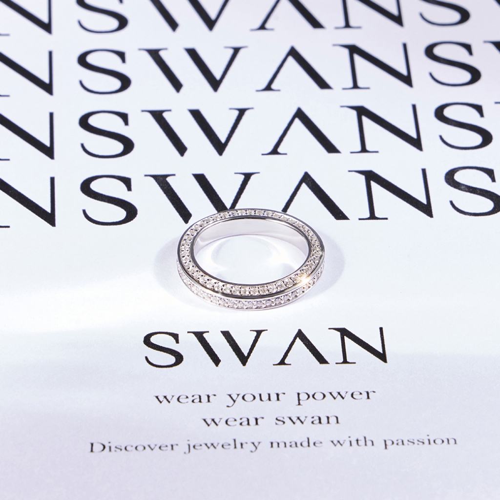 SWAN - Eternity Ring Curve Pave แหวนเงินแท้ ฝังเพชรคิวบิกเซอร์โคเนีย ทั้งวง ดีไซน์เรียบหรู