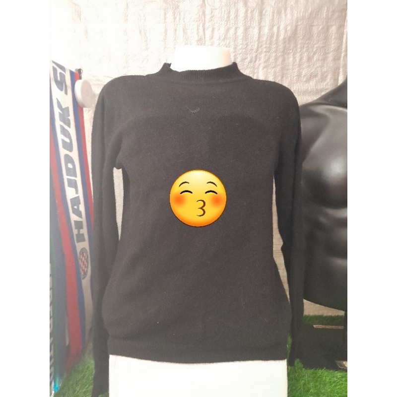 A54 เสื้อไหมพรมมือสอง รอบอก. 34 ยาว.22 (สินค้ามือสองบางชิ้นมีตำหนิกรุณาอ่านรายละเอียด)