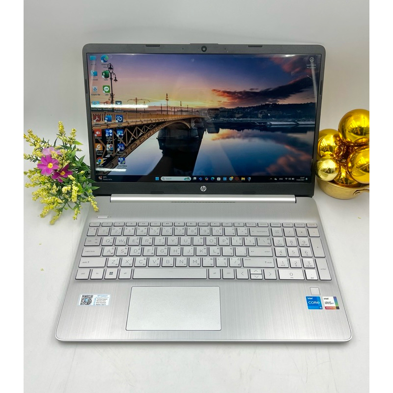 โน้ตบุ๊ค HP Laptop Core i5 Gen 12 ประกันเกือบ 2 ปี รุ่น 15S-FQ5308TU Silver