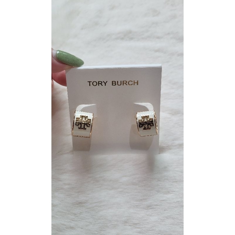 พร้อมส่งที่ไทย/ของแท้ 💯% ต่างหู Tory Burch พร้อมถุงผ้า