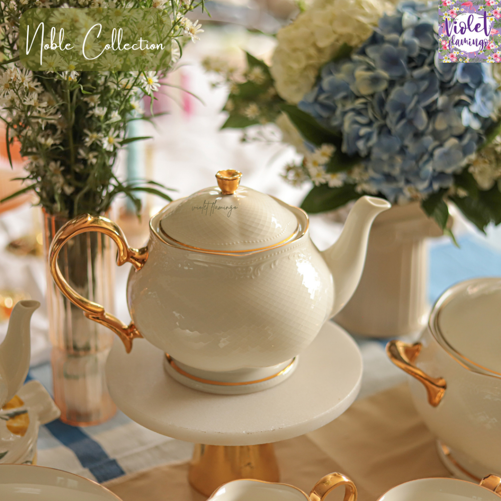 Violet Flamingo กาน้ำชามือจับทอง 500ซีซี Noble Mini Tea Pot วัสดุ Premium Fine Porcelain กาสีขาวงาช้างขอบทอง