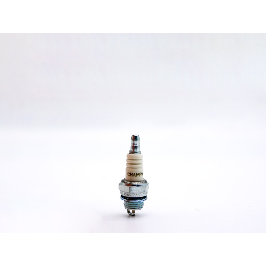 หัวเทียน CJ8Y  Champion หัวเทียน เครื่องตัดหญ้า เครื่องพ่นยา เลื่อยยนต์ แท้100% - รูปที่ 3