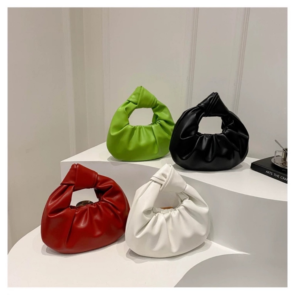 Kana Cloud Bag กระเป๋าทรงจีบคล้องแขนแบบถือ พร้อมส่ง