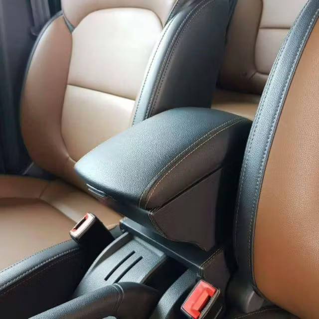 จัดโปร!! ที่วางแขนที่พักแขน mg ZS หุ้มหนังทั้งตัวไม่มีไฟ Led  หนังสีดำเย็บด้ายสีีน้ำตาล ไม่ต้องเจาะร