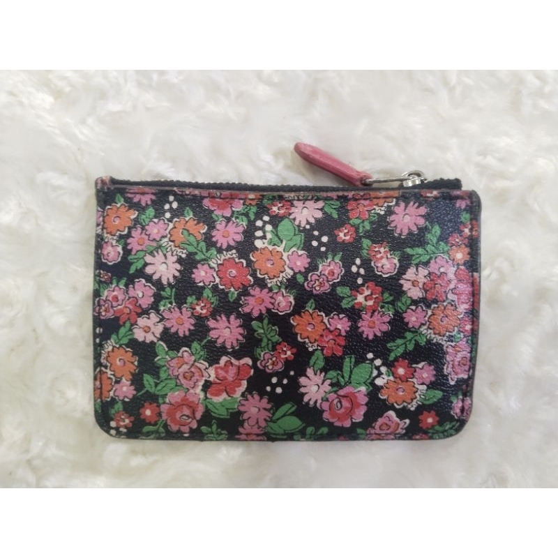 กระเป๋าใส่เหรียญลายดอก Coach