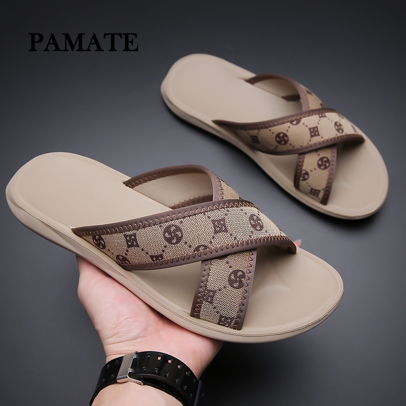 【PAMATE】รองเท้าแตะผู้ชาย สไตล์แฟชั่น สบายและพักผ่อน รับแรงได้ดีและกันลื่น。