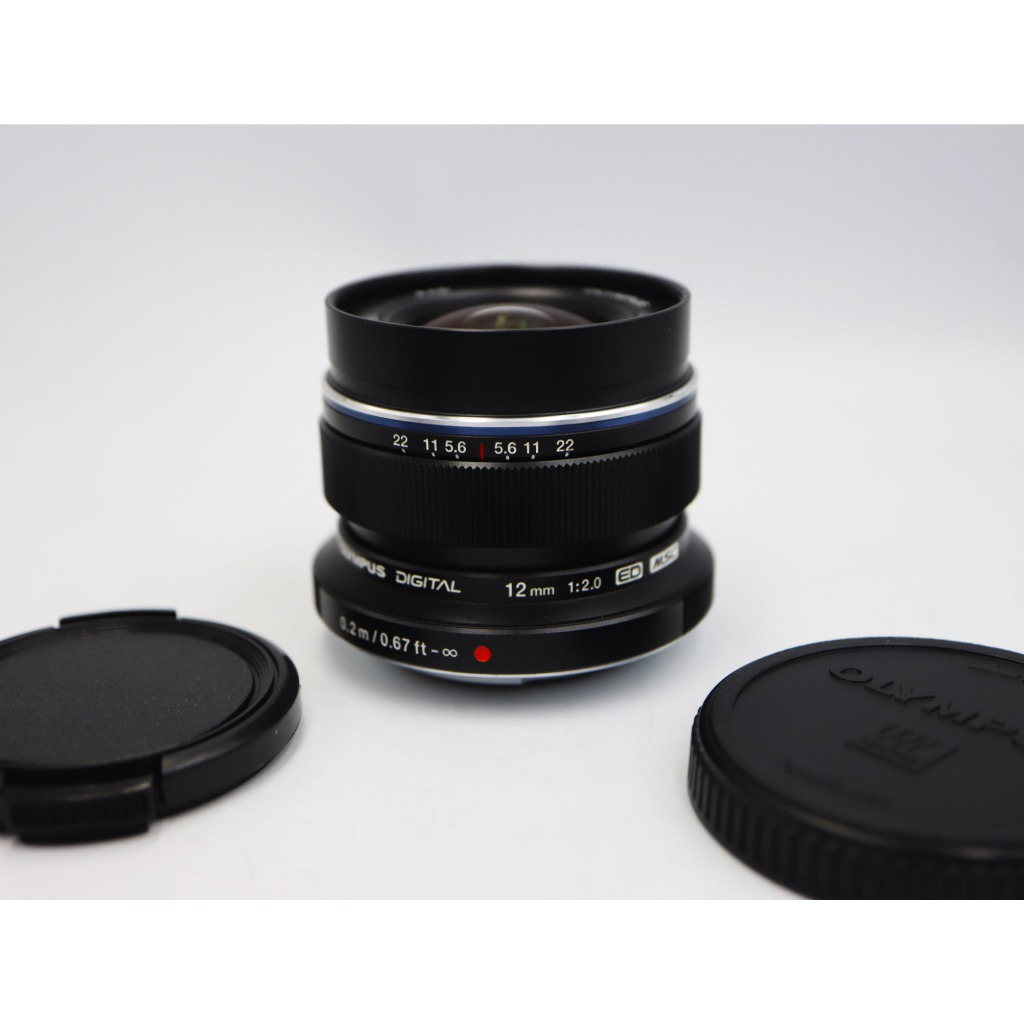 Olympus 12mm f/2 เหมาะสำหรับการถ่ายภาพทุกมิติ ตั้งแต่การถ่ายภาพภายในอาคาร ไปจนถึงการถ่ายภาพฉากวิวทิวทัศน์ เพื่อให้ม used