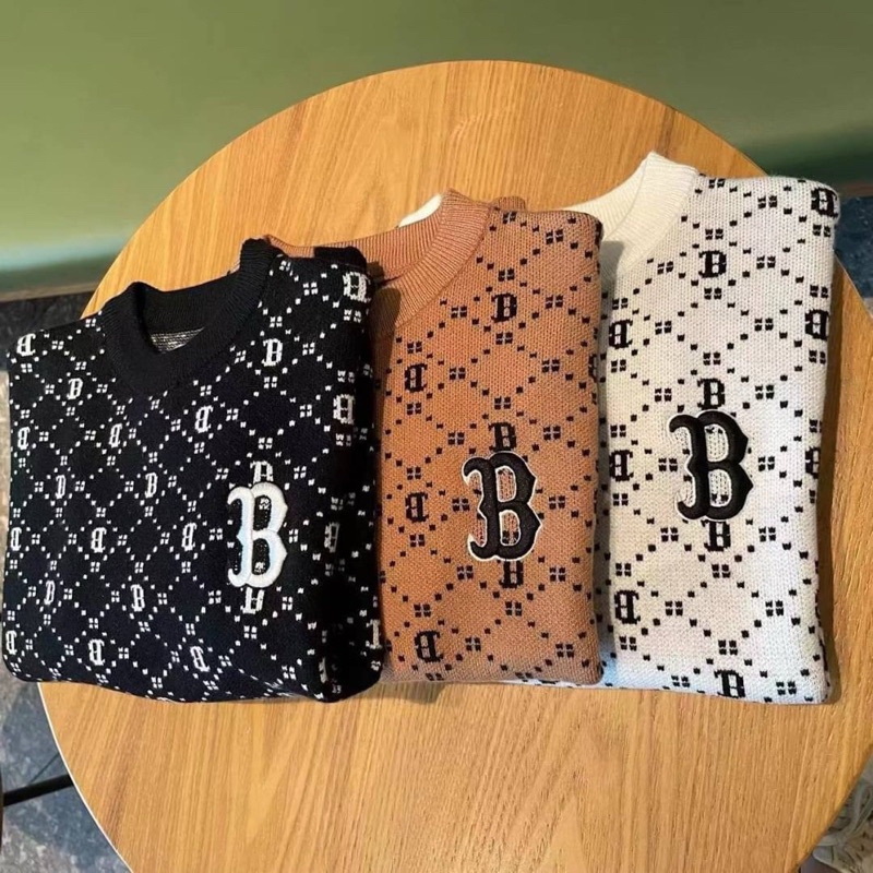 เสื้อไหมพรมปักอก MLB