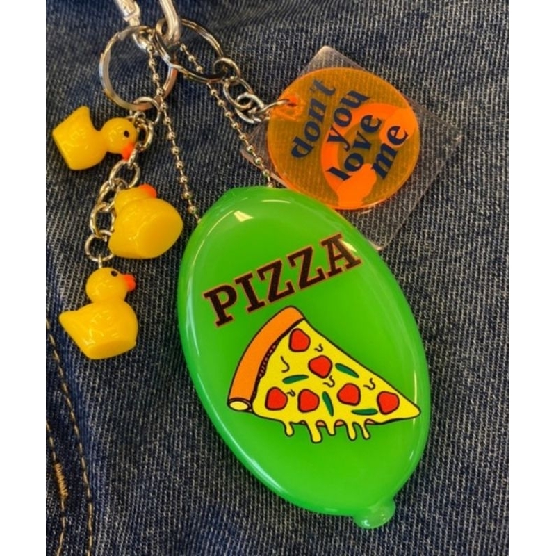 Rubber Coin Case Made​ in Japan พวงกุญแจ ใส่เหรียญได้ เฉพาะสีเขียว pizza