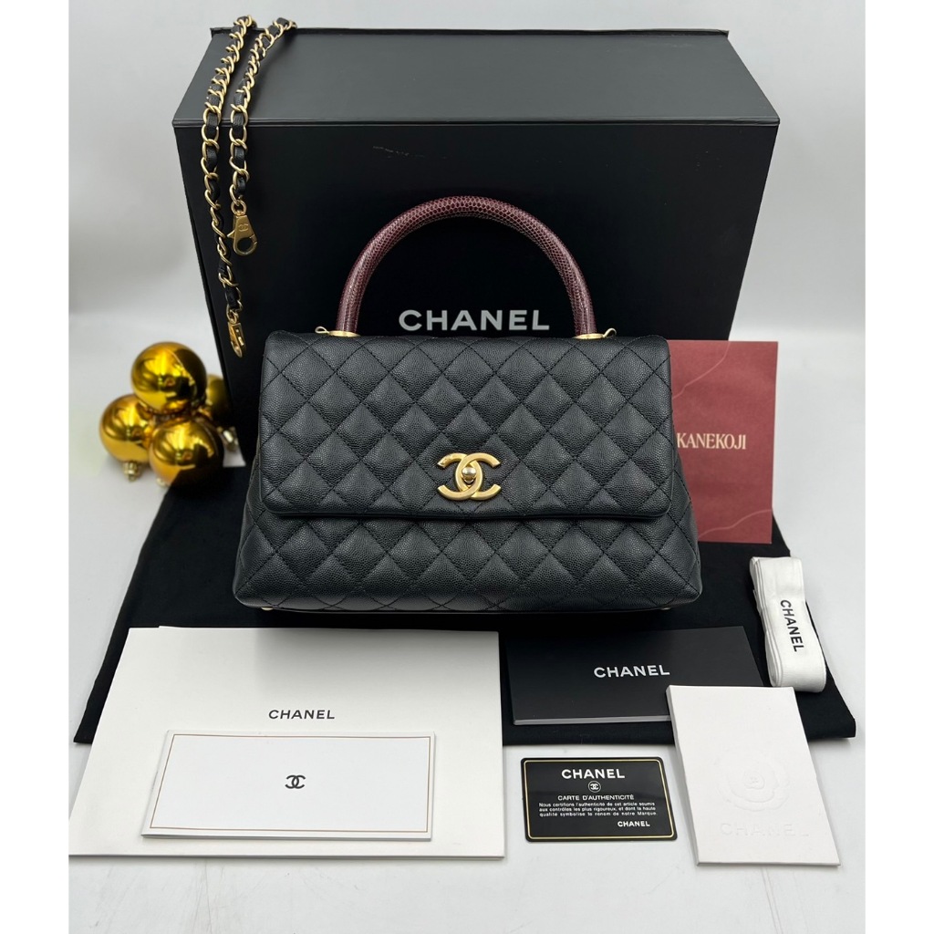 Chanel coco 10.5 black caviar ghw lizard handle holo 24