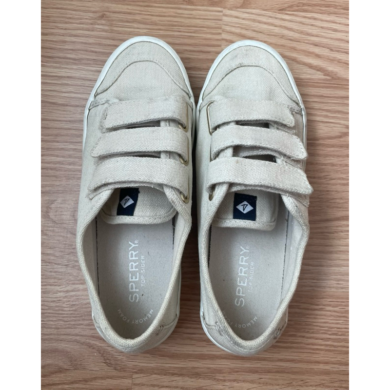 User Sperry Boat Shoes