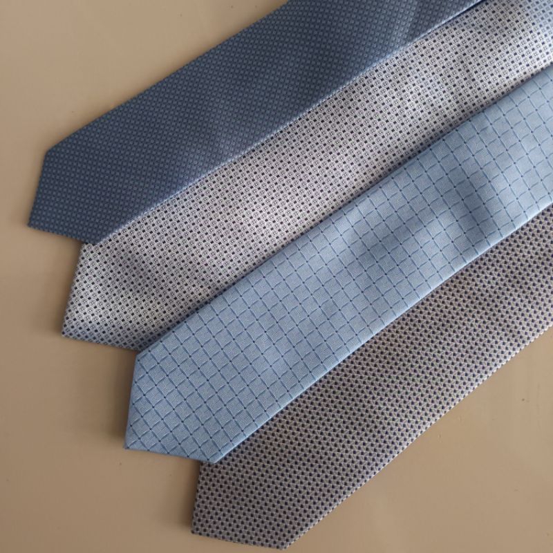 เนคไทขนาด 8 ซม งานแบรนด์ Sfare