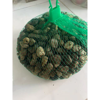 หินภูเขาไฟ 1 กิโลกรัม./พร้อมถุงตาข่าย เกรดA ฝุ่นน้อย🏆 วัสดุกรองตู้ปลา ใส่ถังกรอง ตู้กรอง บ่อกรอง ขนาดเม็ด 1-4cm.