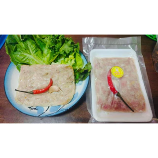 แหนมหนังหมูอร่อยนัวร์ซื้อ1แพ็คแถมฟรี1แพ็ค(2แพ็ค นน.400กรัม)