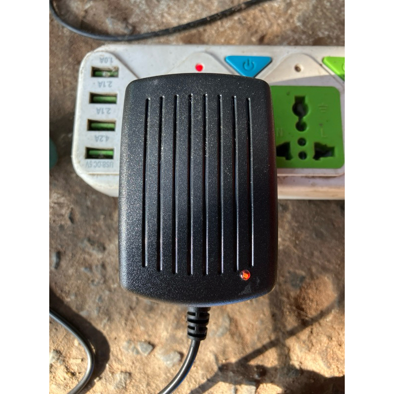 เครื่องชาร์จ 3.2v2a เต็มตัด แจ๊ค5.5mm แถมคีบหนีบไว้diy กระตุ้น0vได้
