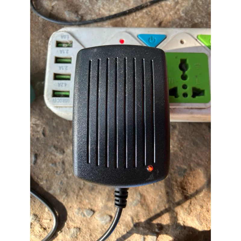 เครื่องชาร์จ 3.2v2a เต็มตัด แจ๊ค5.5mm แถมคีบหนีบไว้diy กระตุ้น0vได้