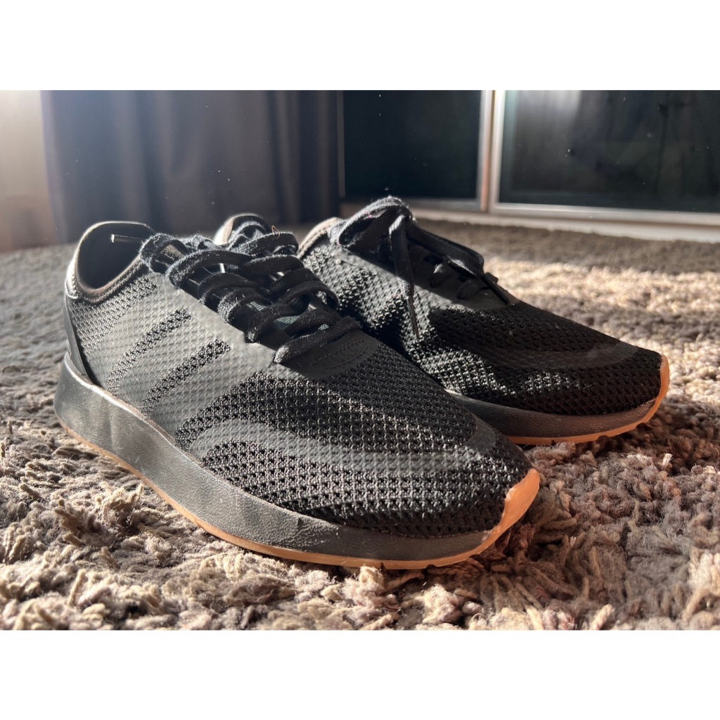 Adidas Originals Round Toe Low Ankle Sneakers - Black BD7932 UK7