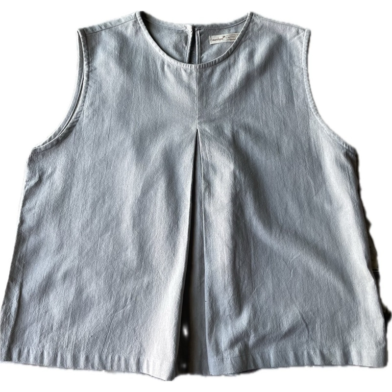 เสื้อผ้าฝ้ายไม่มีแขน แบรนด์ Montipa Size L อก 40“ยาว22”