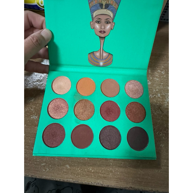 juvia’s place the nubian eyeshadow palette