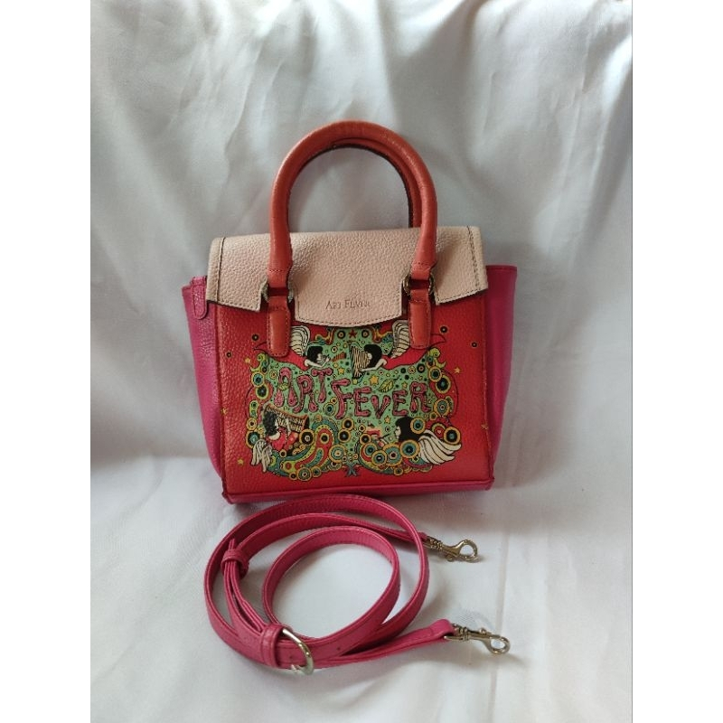 กระเป๋าหนัง art fever มือ2 สีส้มตัดชมพู สายยาวปรับระดับได้💖ลายกราฟฟิกน่ารักมาก ไซส์กำลังดี