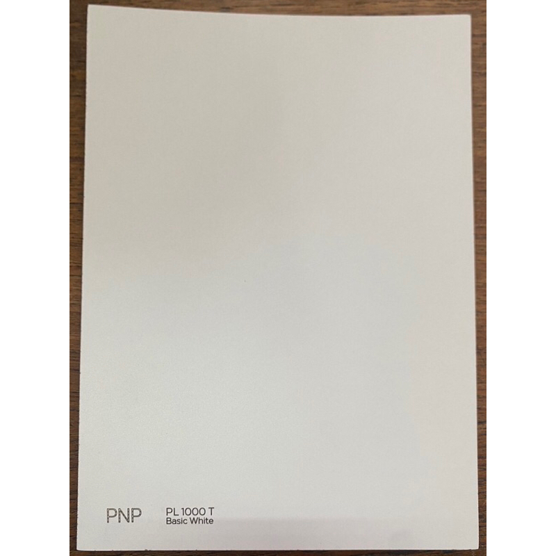 แผ่นโฟเมก้า PNP สีขาวผิวเรียบด้าน ขนาด 120x240 ซม หนา 0.6 มิล ใช้ติดเฟอร์นิเจอร์ โต๊ะ ผนัง