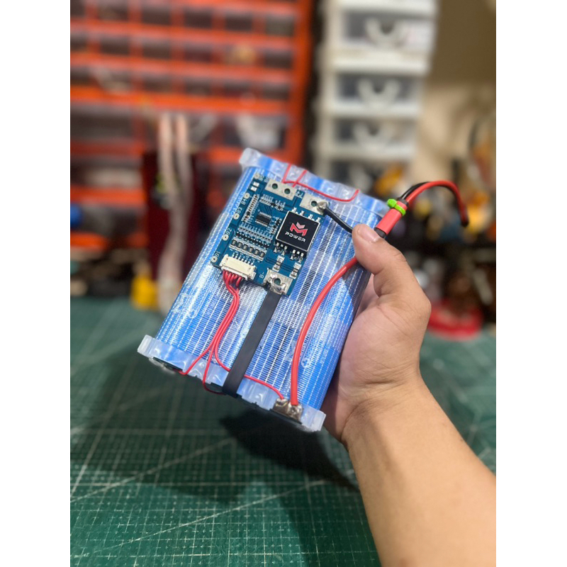 แบตเตอรี่LiFePO4 3.2v 6s1p19-21v 15,000Ah พร้อมที่ชาร์จ