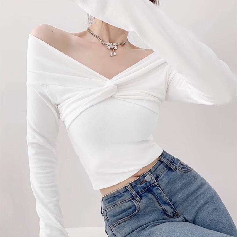 Lady_Sakura 6922/BO#เสื้อแฟชั่น แขนยาวเปิดไหล่ เนื้อผ้าเรย่อน สไตล์เกาหลี