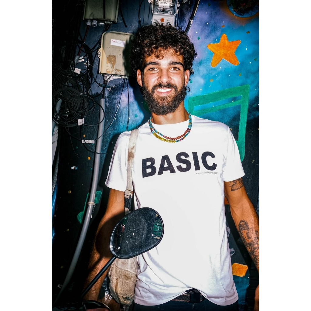 TRULYเสื้อยืดสีขาว รุ่น ‘Basic’ ลาย BASIC