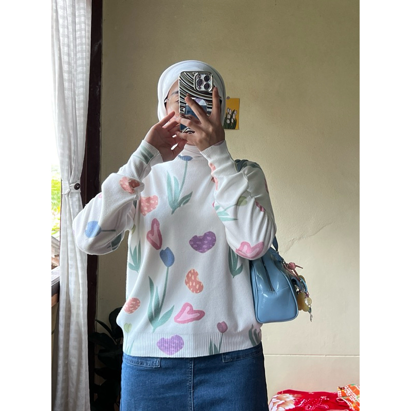เสื้อไหมพรมลายดอกสุดฮิตฮิต