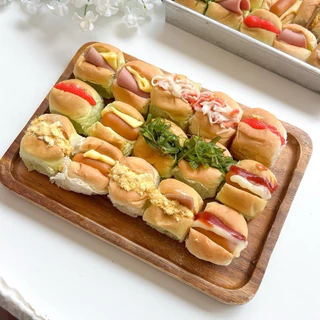 ขนมปังแพสูตรนมสดไซส์ XXS แพละ 48 ชิ้น ชิ้นละ 6-8 กรัม ไปรษณีย์ไทย สามารถสั่งได้8แพค ต่อ1คำสั่งซื้อ