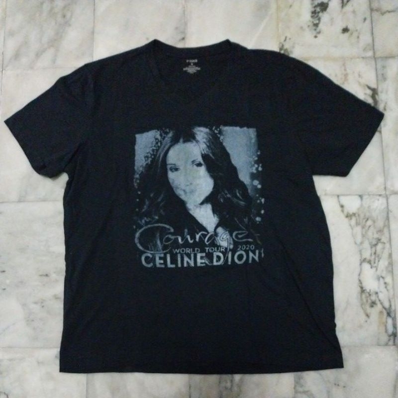 เสื้อยืดแขนสั้นคอวี แนวนักร้องหญิง CELINE DION แท้ มือสอง สภาพดี ของพร้อมส่งครับ