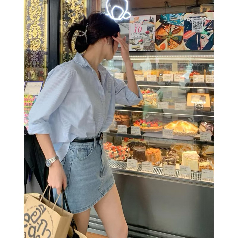 Kiddy skirt กระโปรงยีนส์สั้นทรงสวย มีกางเกงยีนส์สั้นเป็นซับในให้กันโป๊ ผ้ายีนส์นิ่มใส่สบาย