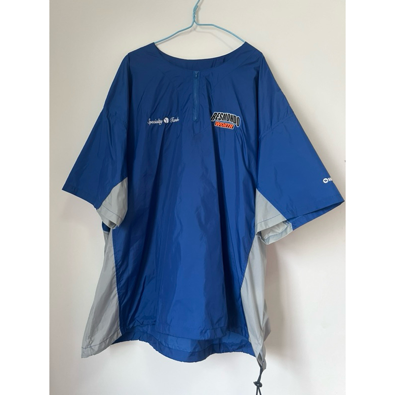 เสื้อoversizeมือสอง ผ้าร่ม สภาพใหม่ ราคาถูก หญิง/ชายใส่ได้