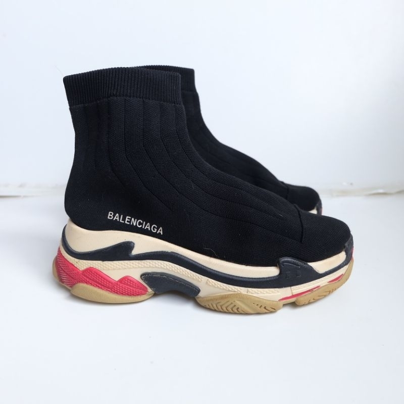 รองเท้า balenciaga​ sneakers size 37-38 มือสอง