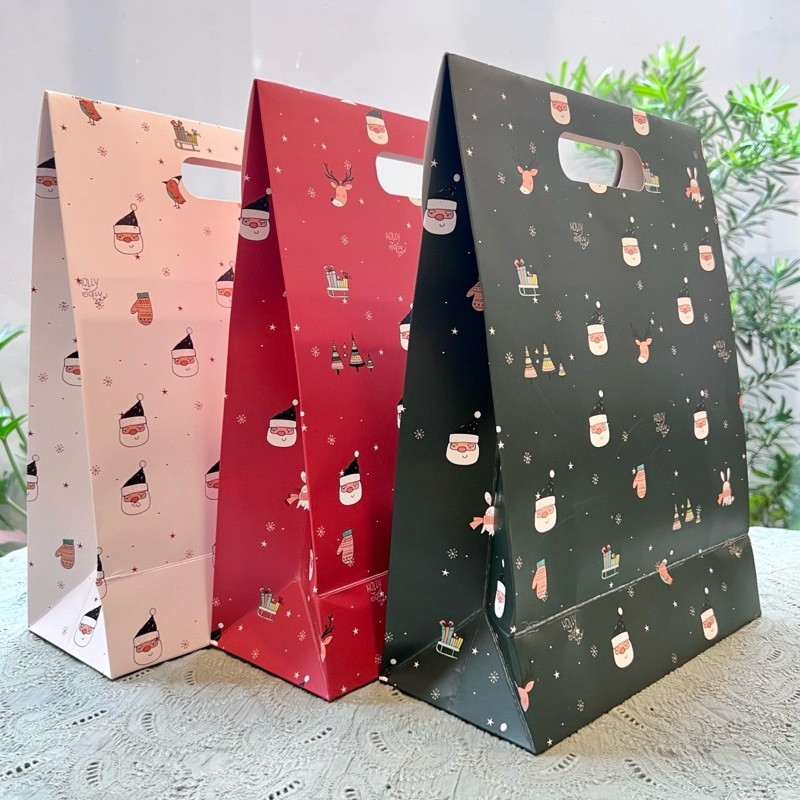 [ส่งด่วน] ถุงกระดาษของขวัญ DIY คริสมาส ปีใหม่ *สั่งขั้นต่ำ5ใบคละได้* คุณภาพดีกระดาษหนา 3 ขนาด S M L