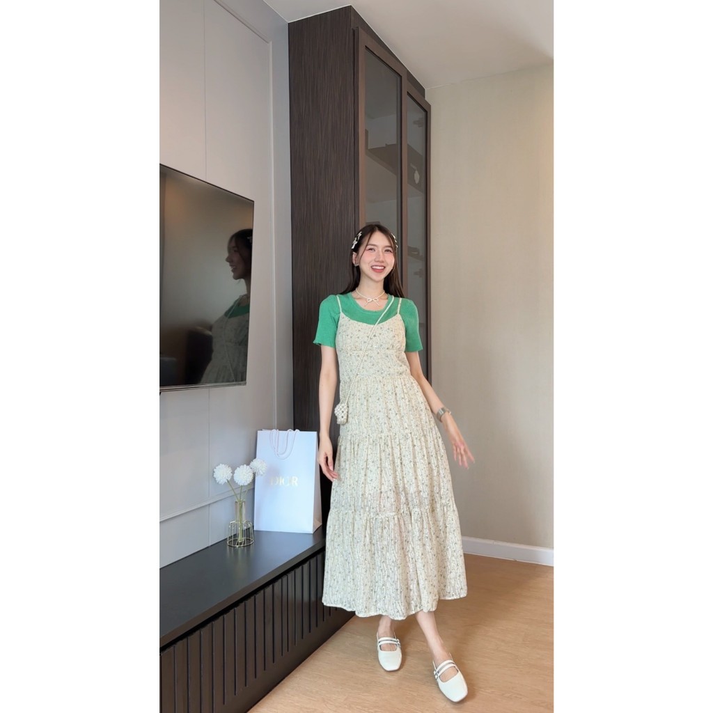 BD24-127เดรสลายดอก 𝗦𝘂𝗻𝗳𝗹𝗼𝘄𝗲𝗿 𝘀𝗲𝘁, 𝗗𝗮𝗶𝘀𝘆 𝘀𝗲𝘁