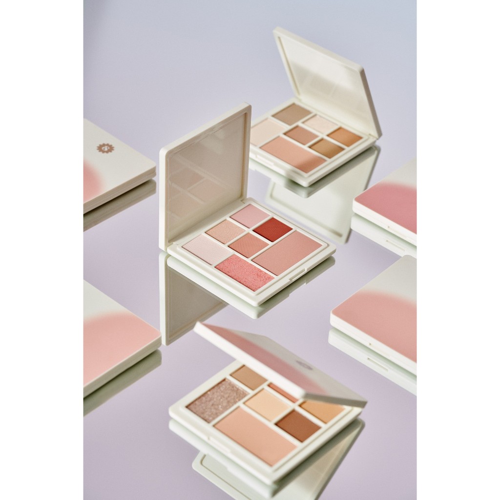 SUPERMOM - MULTI SHADOW PALETTE (8.5g.) ซุปเปอร์มัม มัลติ ชาโดว์ พาเลตต์