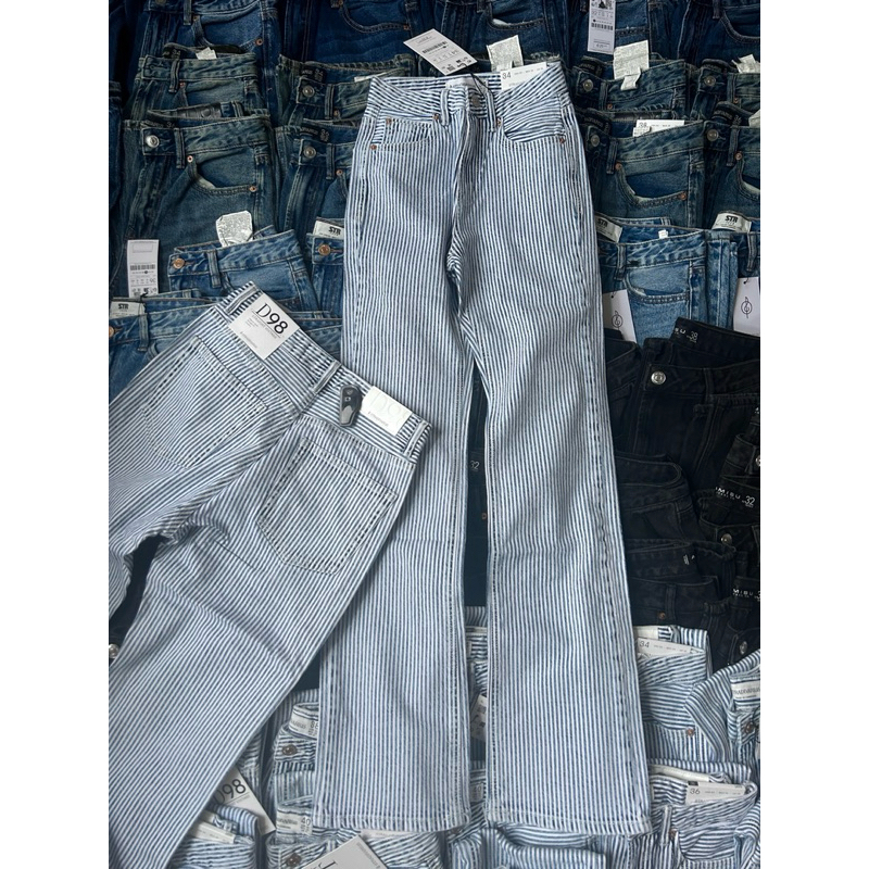 (ของแท้💯) Stradivarius D98 straight vintage jeans กางเกงยีนส์ ลายทางสีฟ้า