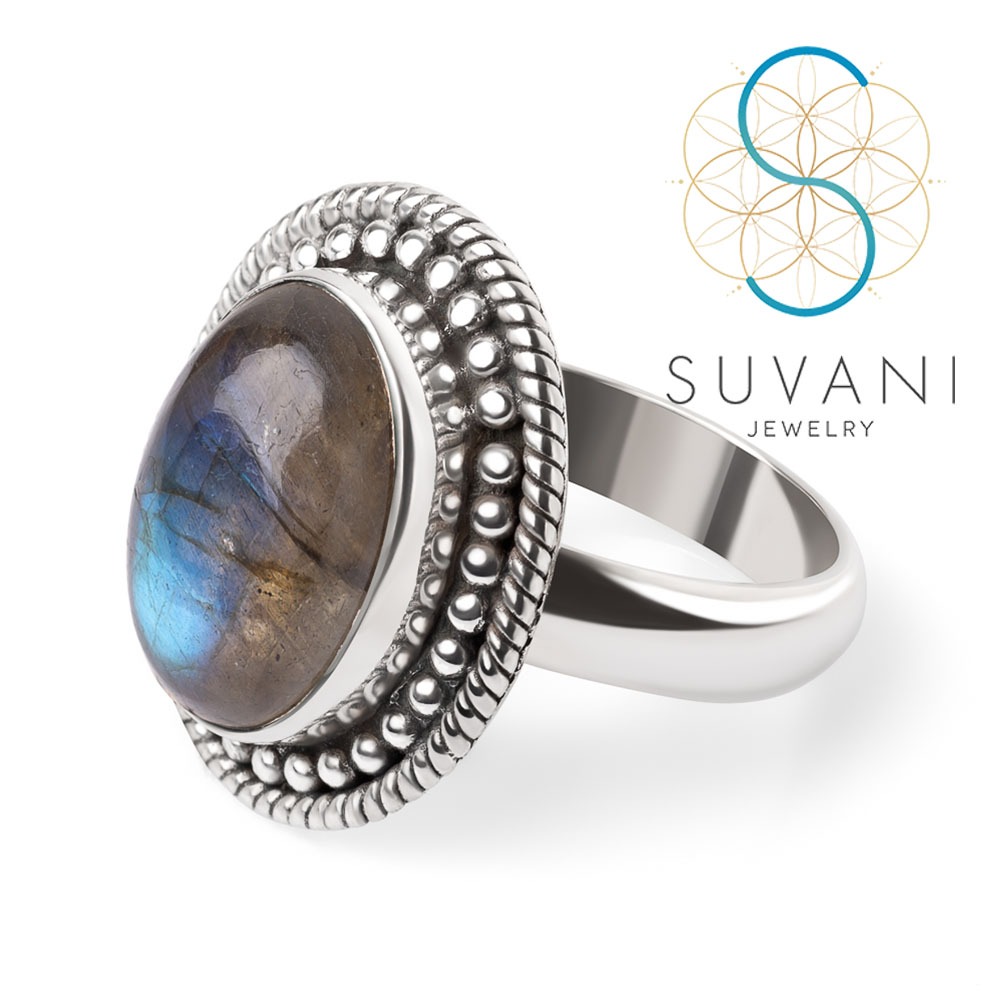 SUVANI เงินแท้ 92.5% แหวนหินลาบลาดอไลต์ (Labradorite) หินมงคล แหวนไซส์ 6-9 เครื่องประดับเงินแท้