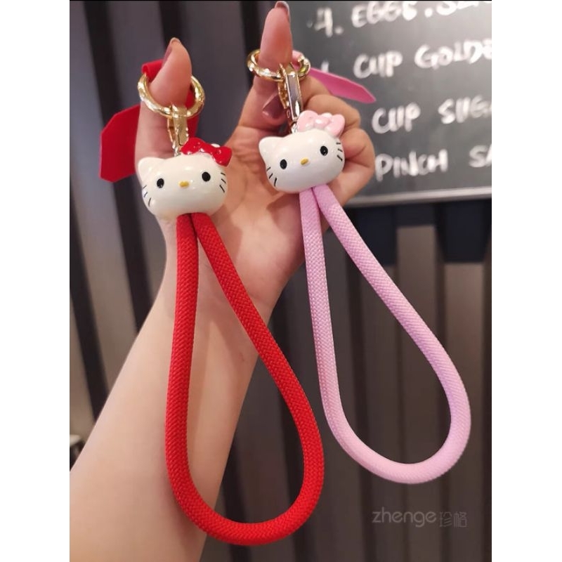 สายคล้องโทรศัพท์​มือถือ​ลายการ์ตูน​ Hello​ Kitty, Minnie Mouse​
