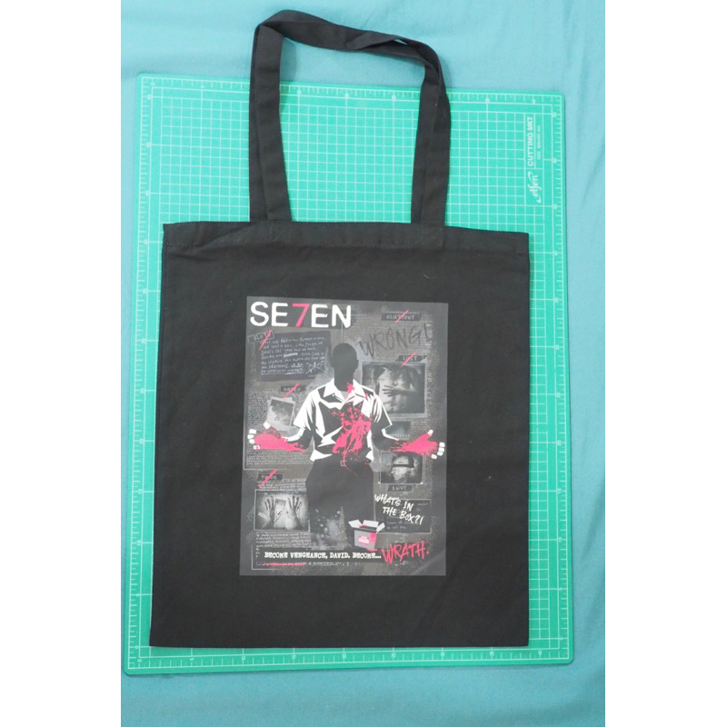 SE7EN Tote bag black color