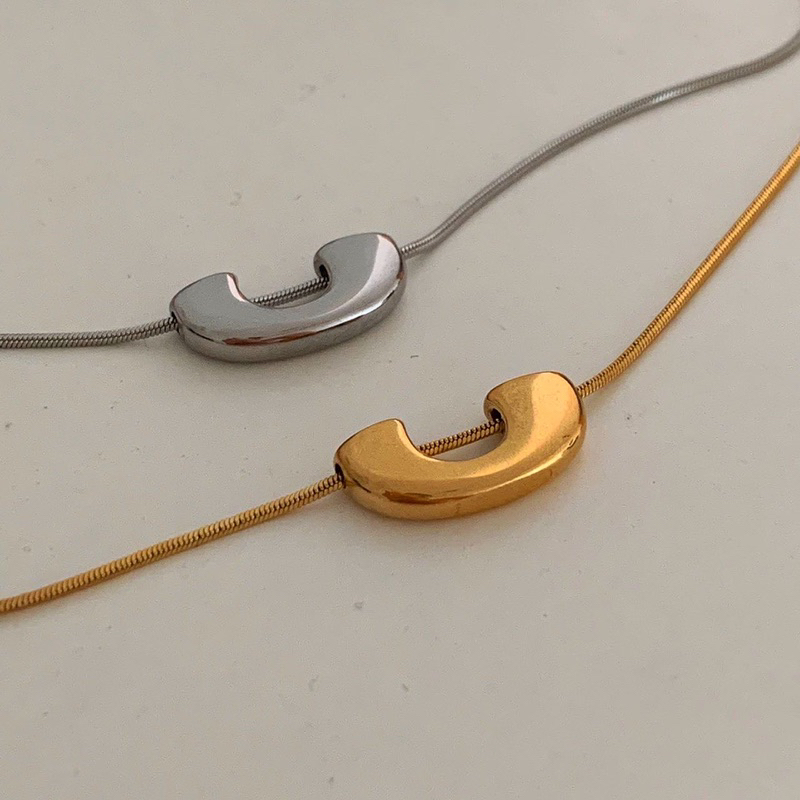 สร้อยสเตนเลส HER OBJECTIVE_HER HAMMER ON SNAKE CHAIN NECKLACE