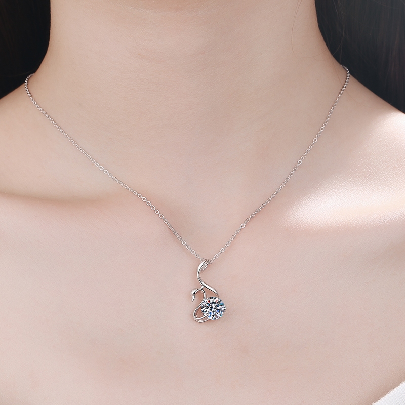 BWjewerly  สร้อยคอหงส์  1 สร้อยคอกะรัต  จี้ใหม่แฟชั่น  （แฟนของขวัญชั้นเลิศ） - รูปที่ 2